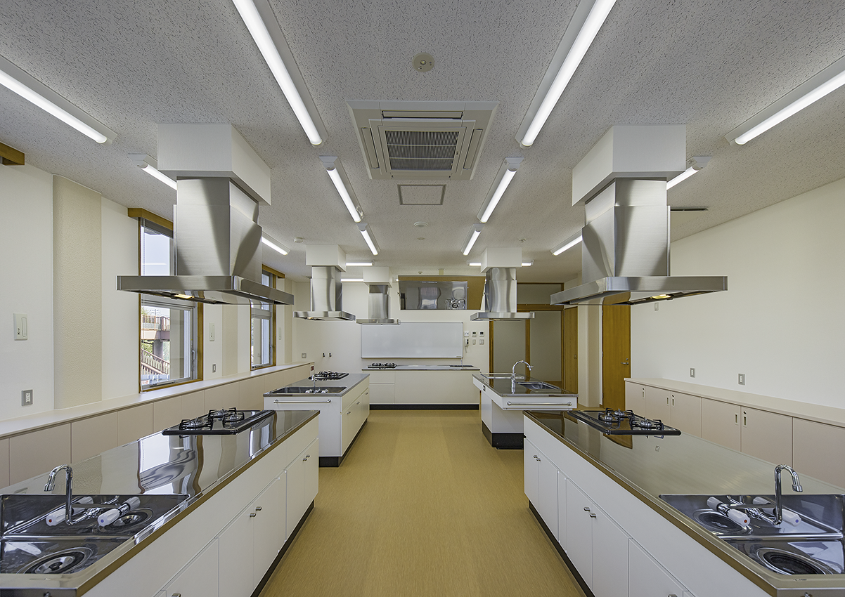 領家公民館の料理実習室の写真