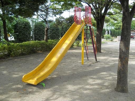 安行公園遊具