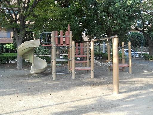 芝児童交通公園遊具