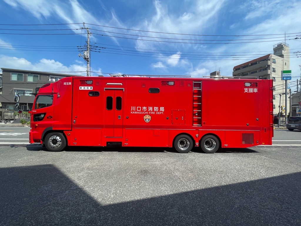 支援車