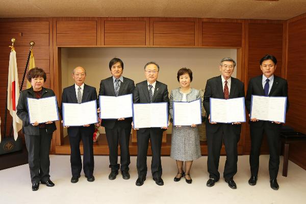 平成28年3月28日締結式の様子