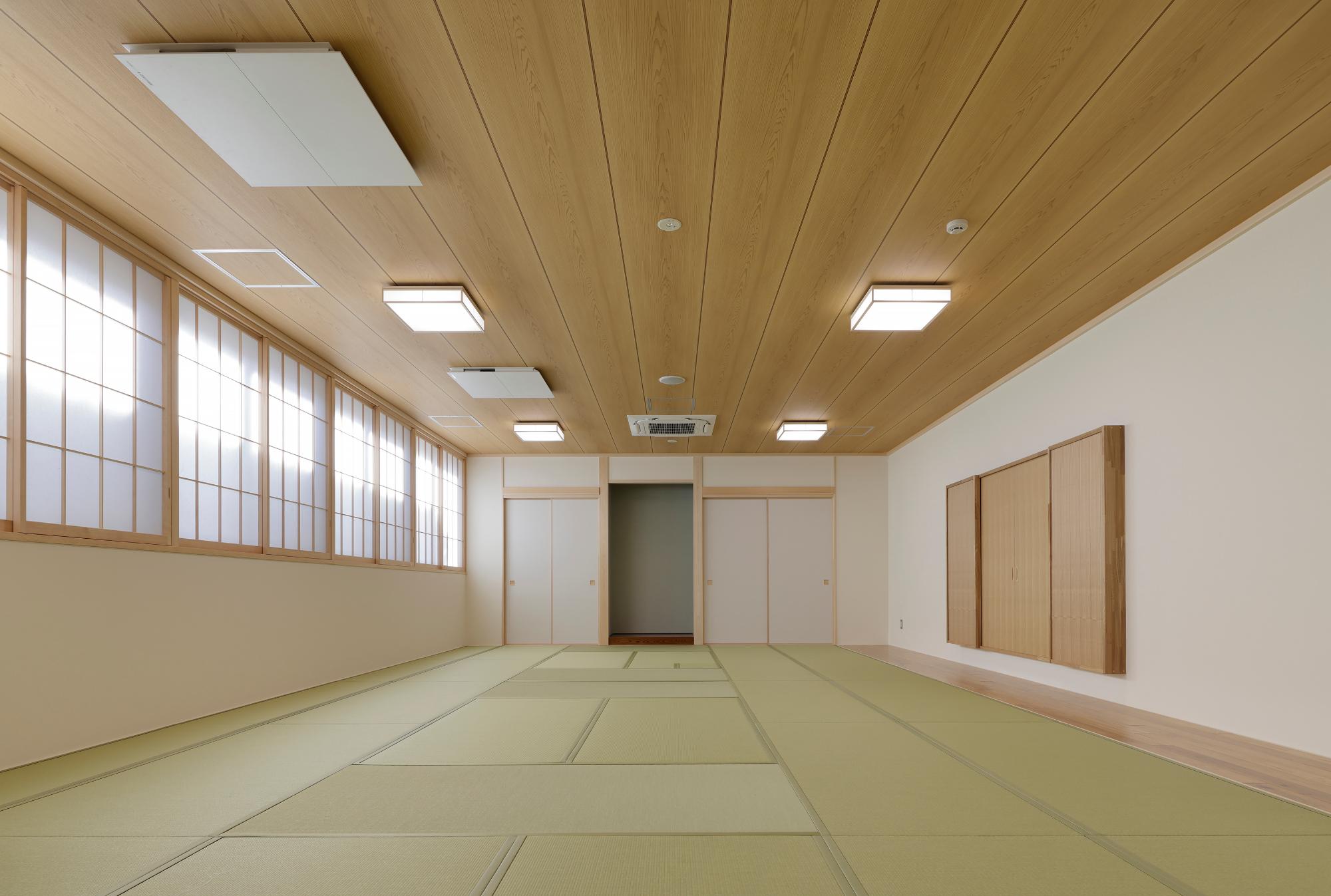 鳩ヶ谷公民館 2階日本間の写真