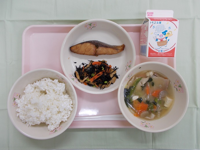 3月6日小学校B献立