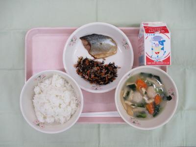令和8年4月28日中学校給食