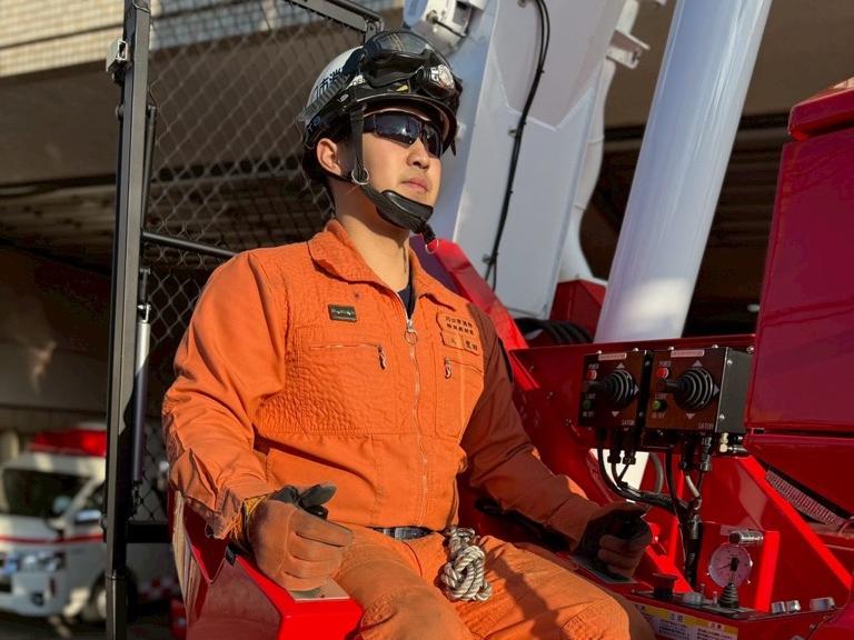 はしご車の操作時のサングラス着用状況