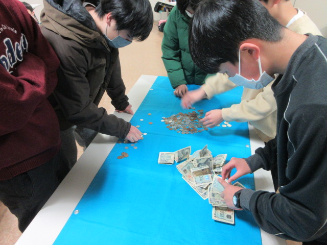 ユニセフ募金活動