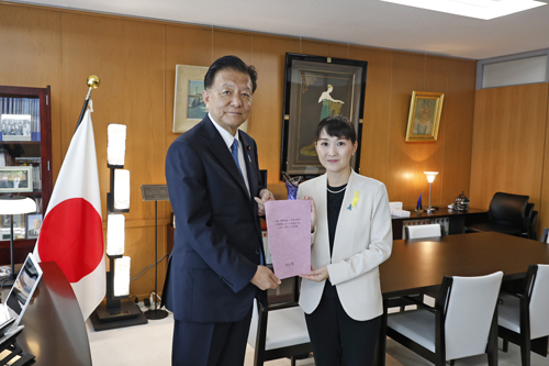 自民党本部