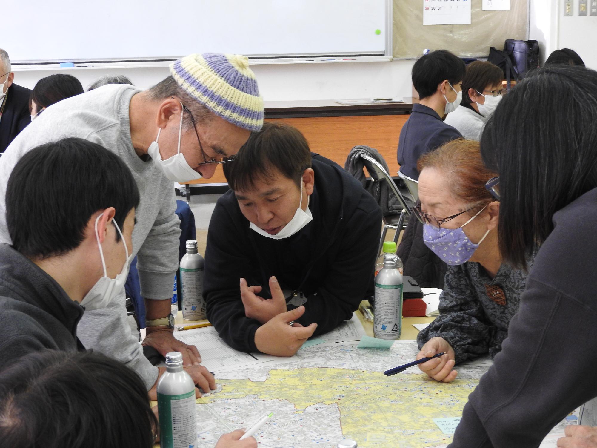 新郷東包括Cグループワークの様子