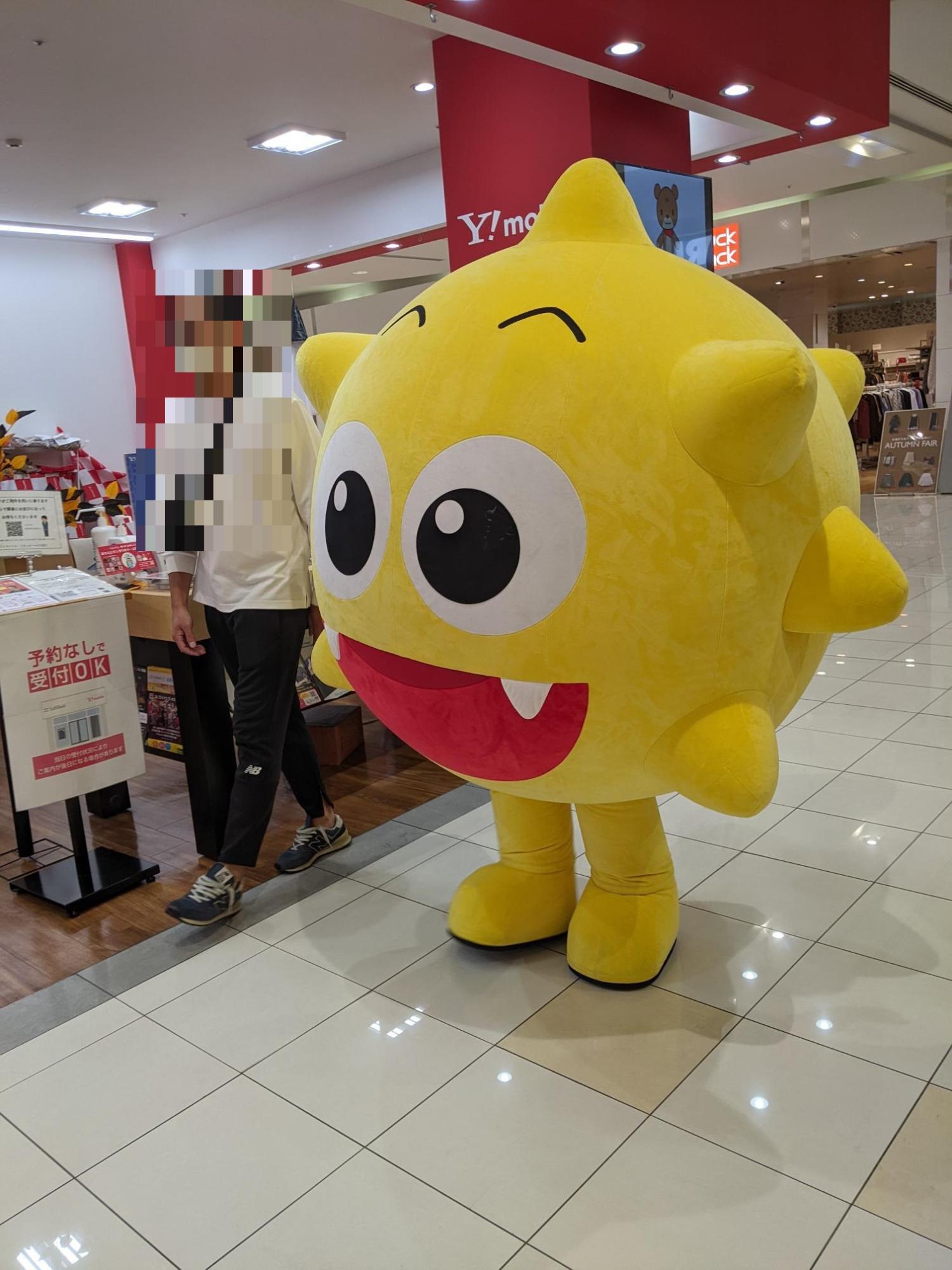 ごみまる　館内パレード