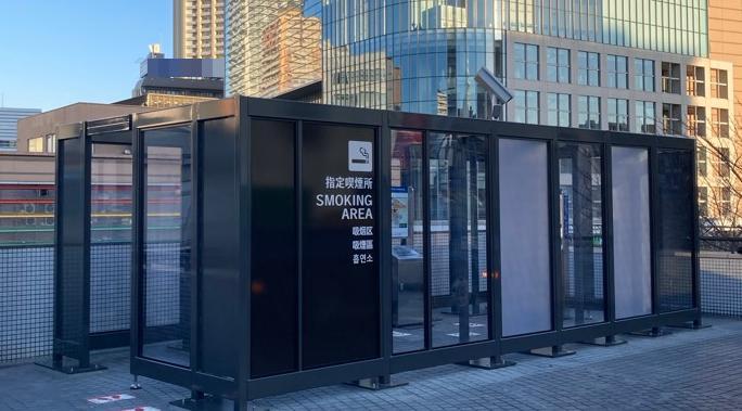 川口駅西口ペデストリアンデッキ上指定喫煙所